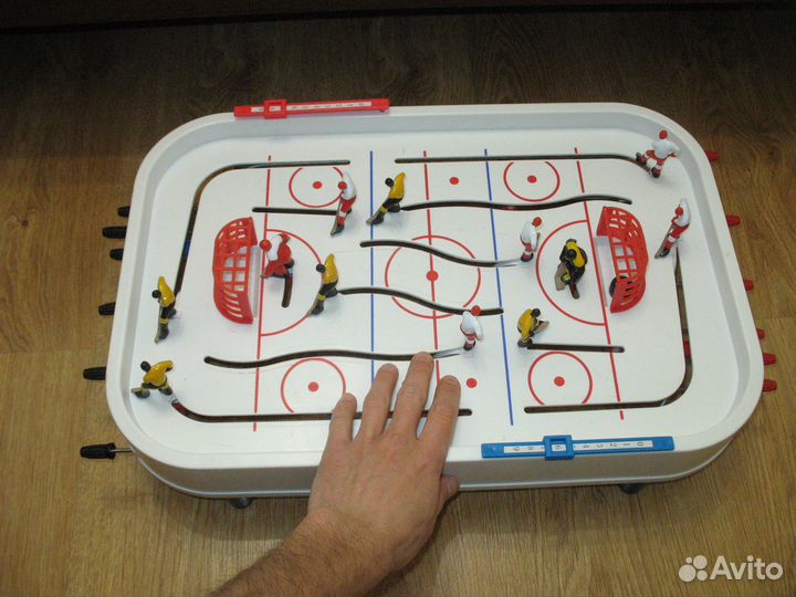 Настольный хоккей