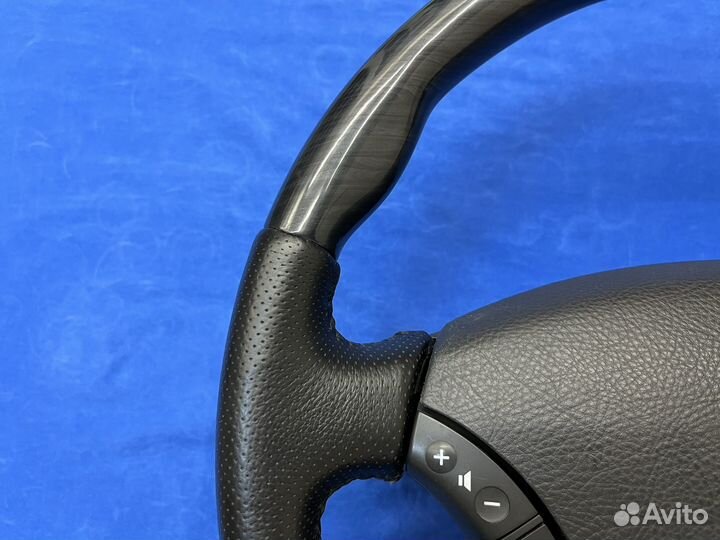 Анатомический руль с косточкой Toyota Camry 35