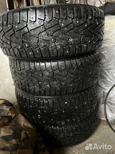Pirelli Ice Zero R16