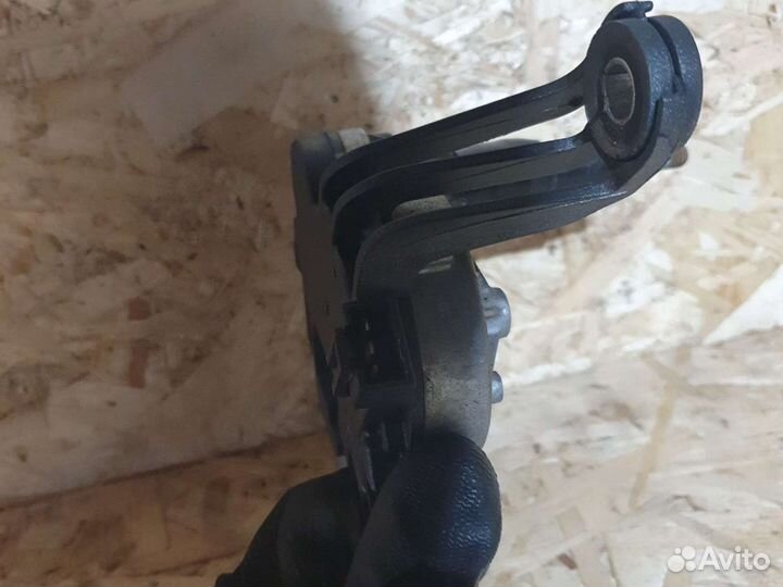 Моторчик стеклоочистителя задний opel astra h