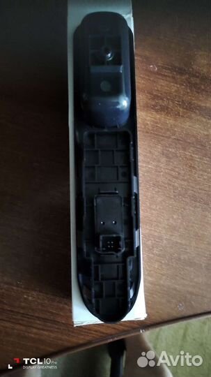 Кнопка стеклоподъемника