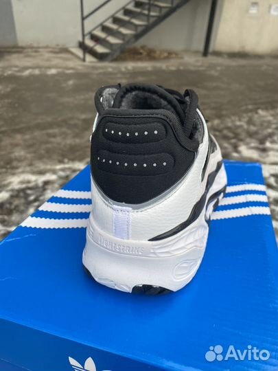 Кроссовки Adidas Niteball зимние