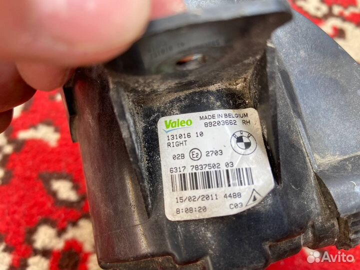 Фара противотуманная правая