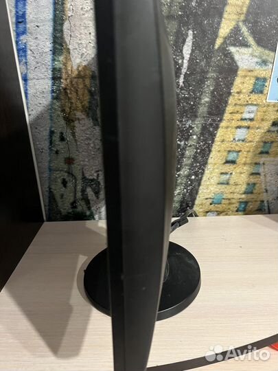 Монитор Samsung