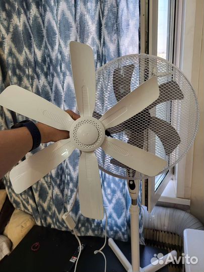 Вентилятор подвесной (потолочный)