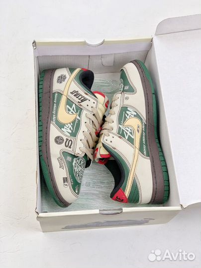 Nike Dunk Low x Stussy BMW M3