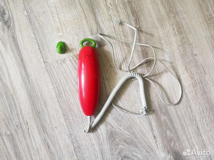 Однолинейный телефон LG