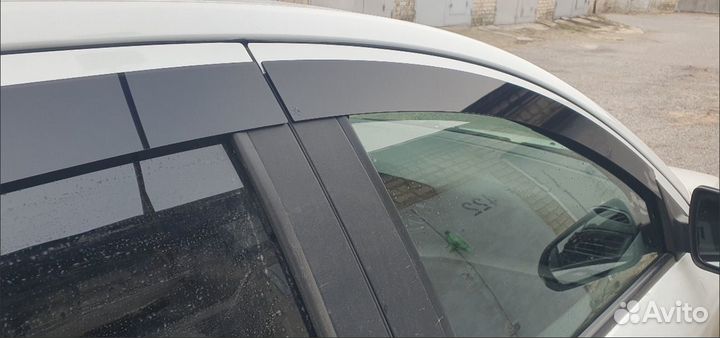 Ветровики 2D тонкие LADA vesta SW