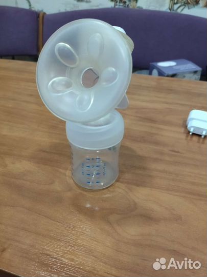 Молокоотсос ручной avent