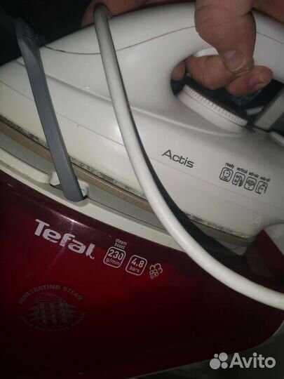 Утюг с парогенератором Tefal