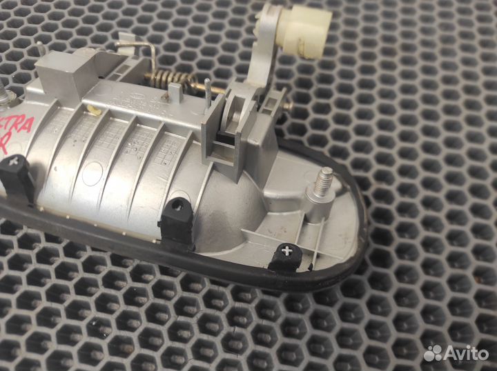 Ручка двери зад прав Kia Spectra I