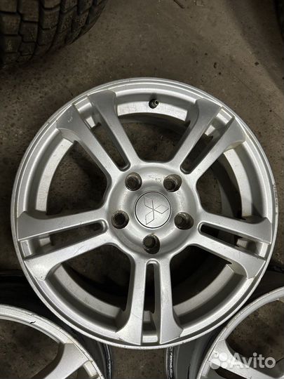 Литые диски R16 Mitsubishi