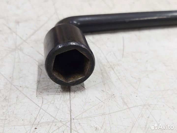 Ключ балонный Daewoo Matiz