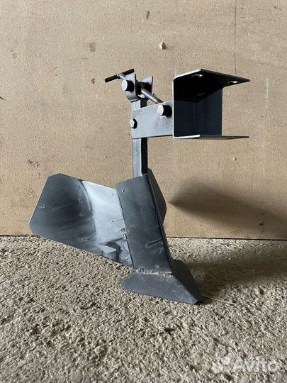 Окучник однорядный со сцепкой