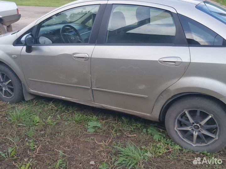 FIAT Linea 1.4 МТ, 2010, 130 000 км