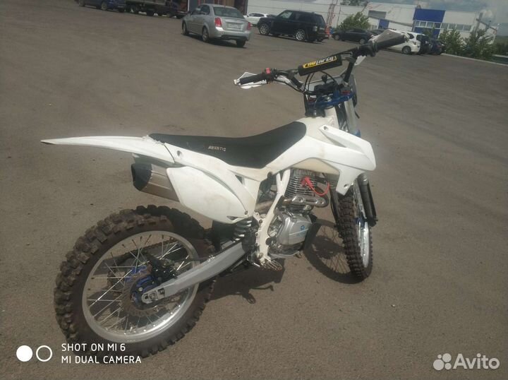 Продам мотоцикл Авантис 250