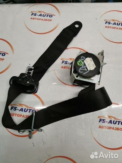 Ремень безопасности задний правый Ford Fusion 1.6