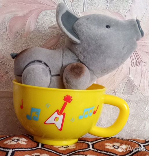 Музыкальный Свин