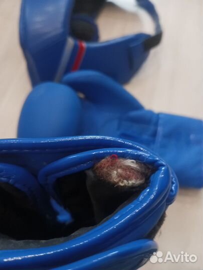 Боксерские перчатки 10 oz clinch