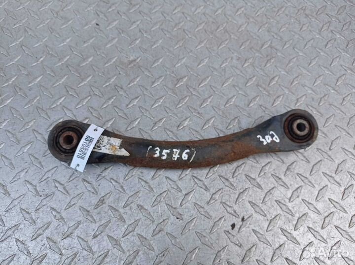 Рычаг задний правый Ford Escape 3