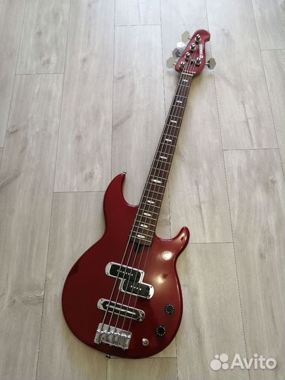 Бас-гитара Yamaha BB415