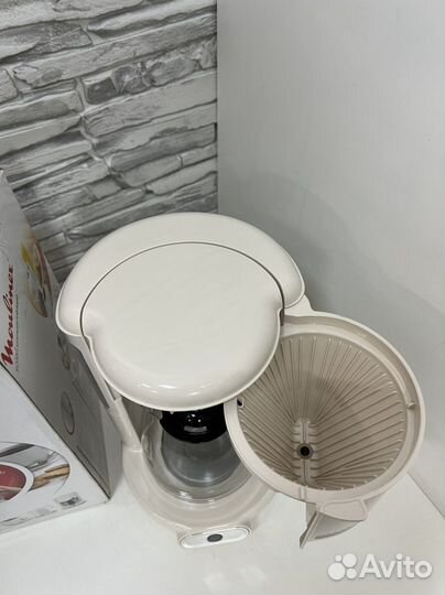 Кофеварка капельная Moulinex