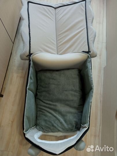 Домик для кошки,маленькой собачки