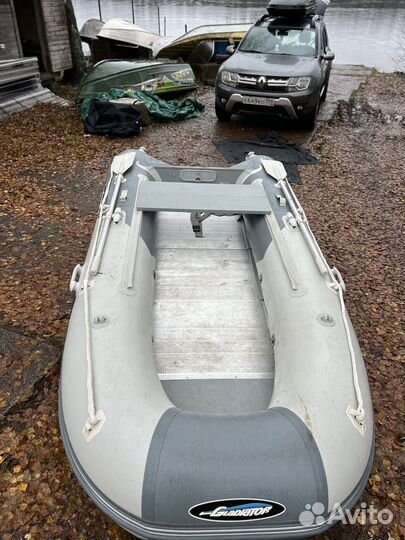 Лодка Gladiator b330al