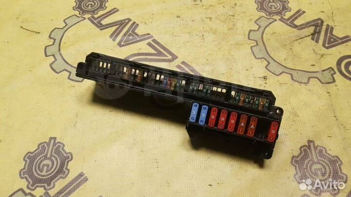 Блок предохранителей салона Bmw 525I E60 M54