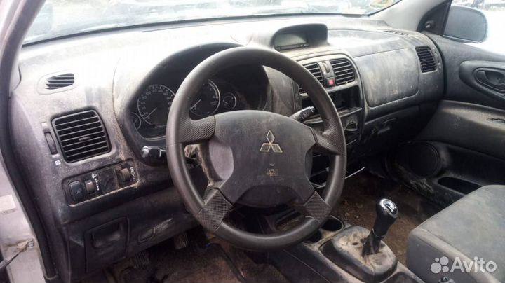 Запчасти на Mitsubishi Space Star 2002