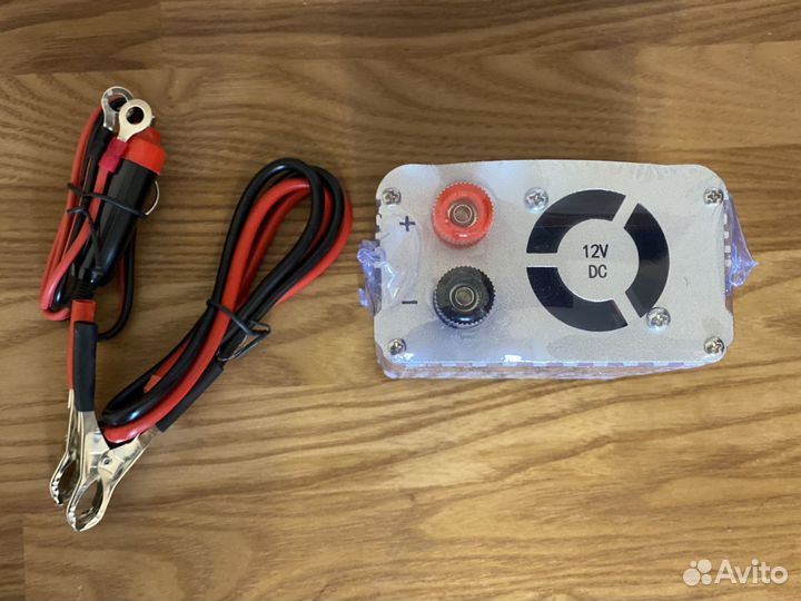 Преобразователь напряжения (инвертор) с 12 на 220