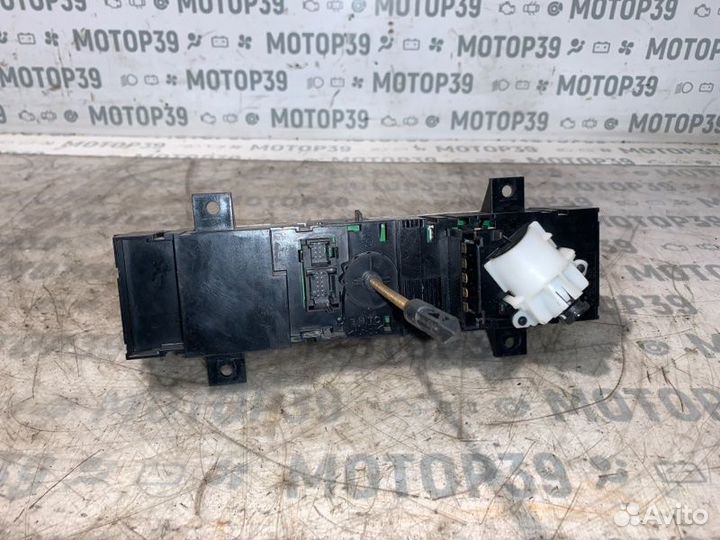 Блок управления печкой Volkswagen Crafter 2.0 TDI