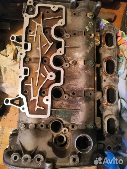 Продам на рено сценик