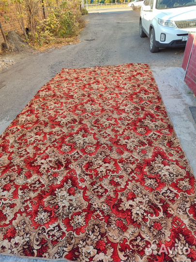 Палас бу 2,50 на 4,50