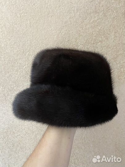 Шляпа женская меховая