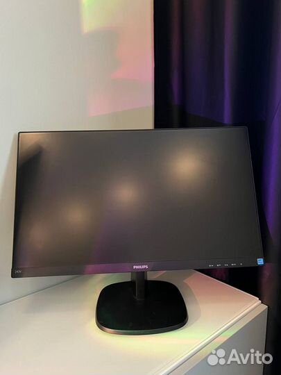 Монитор philips 243v7q