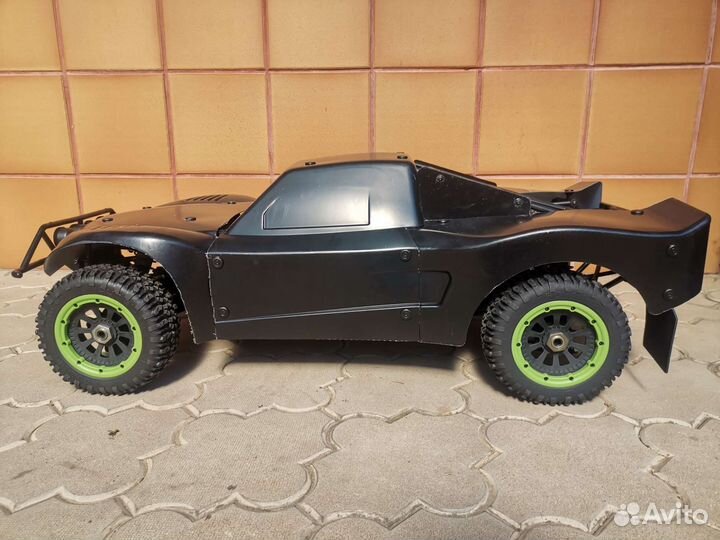 Бензиновая радиоуправляемая модель rofun lt320