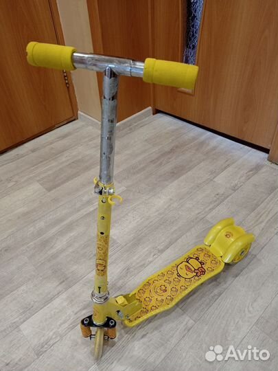 Самокат детский трехколесный