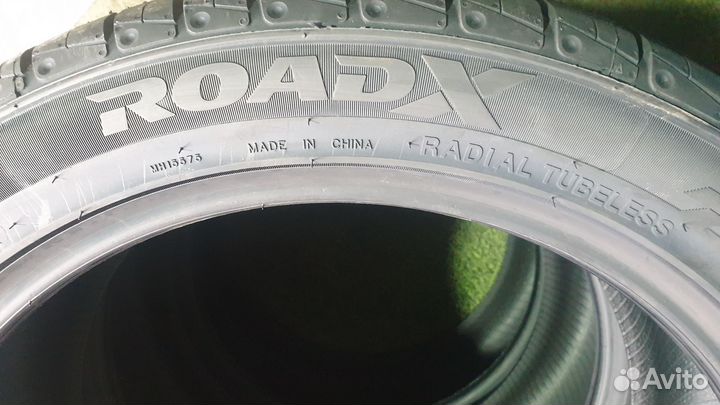 RoadX RXMotion U11 235/45 R18 98Y