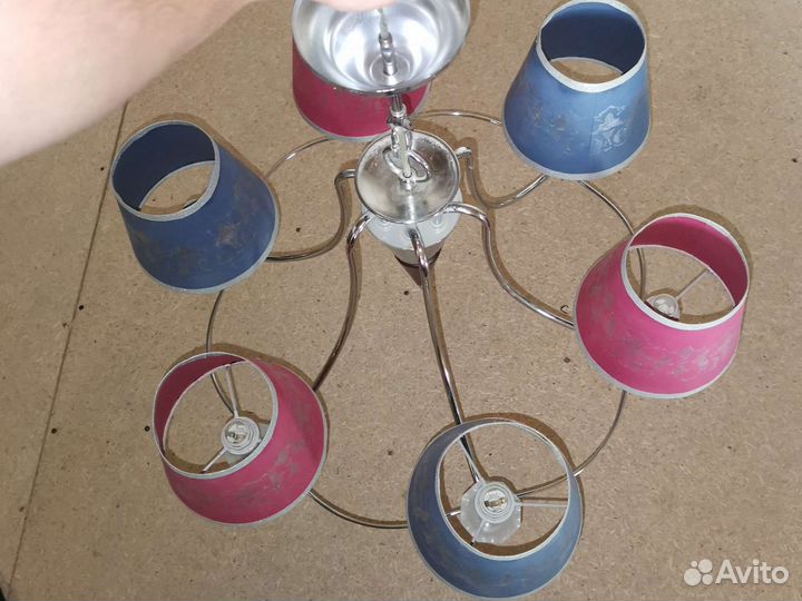 Люстра потолочная и два настенных бра