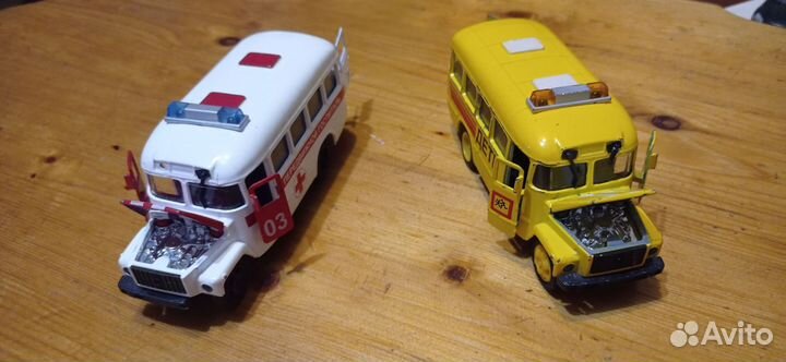 Модельки автомобилей, комплект