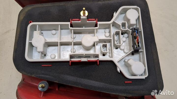 Фонарь (задний) правый Volkswagen Passat 5, 1997