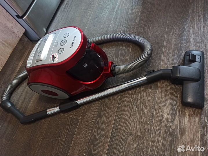 Пылесос Samsung SC8471 1800W с колбой