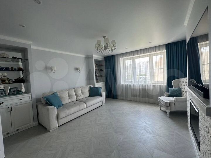 2-к. квартира, 65,5 м², 9/17 эт.