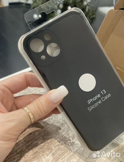 Чехол на iPhone 13 новый