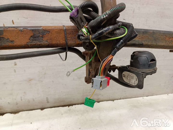 Фаркоп Peugeot 308 1 0.0 0