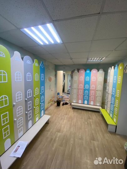 Двухъярусные шкафы домиком. Шкафчики в раздевалку