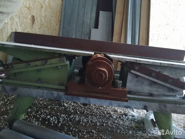 Деревообрабатывающий станок