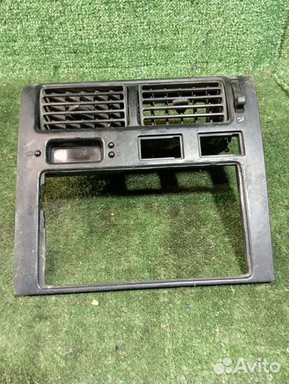 Консоль центральная Toyota Caldina