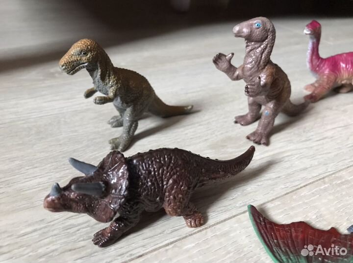 Серия Динозавры 90-е г